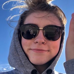 Meet your Posher, Haley